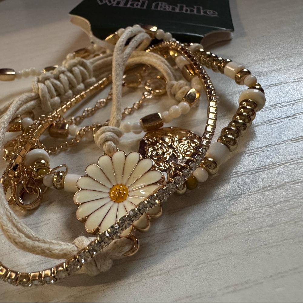 Wild Fable Gold and Cream Floral Bracelet Set